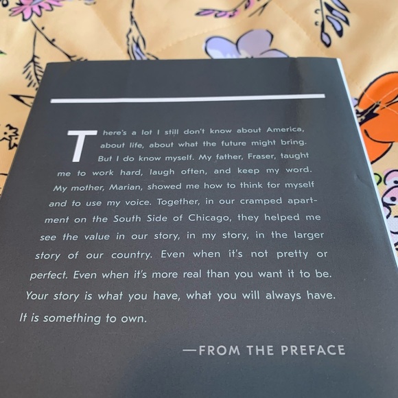 Becoming Michelle Obama Book - Picture 3 of 7